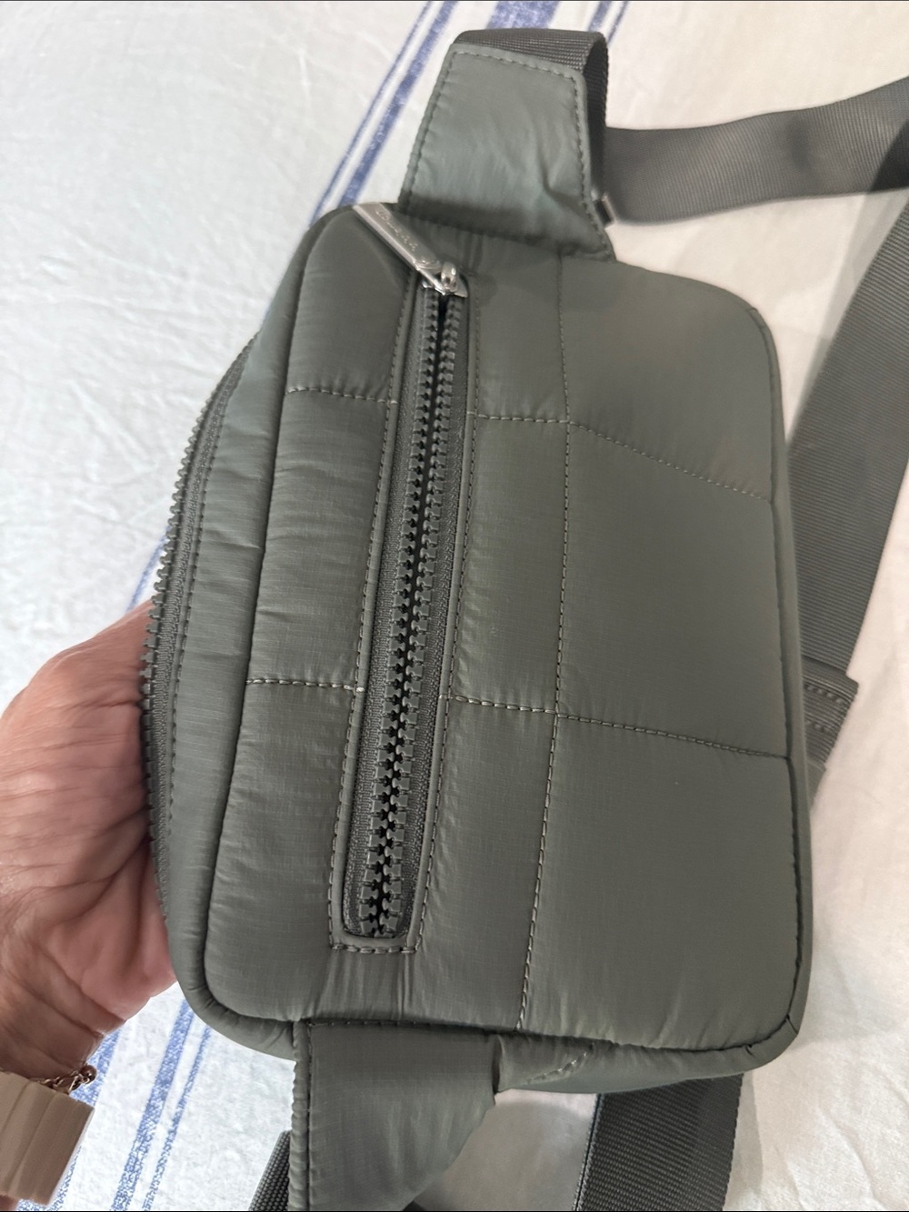 Lululemon Large Belt Bag - Picture 4 of 9